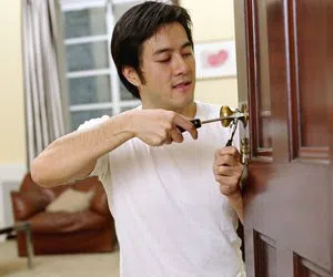 General Locksmith Store Pacific, WA 425-749-3699 - changing-locks